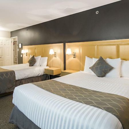 Red Lion Inn & Suites Abbotsford Exteriér fotografie